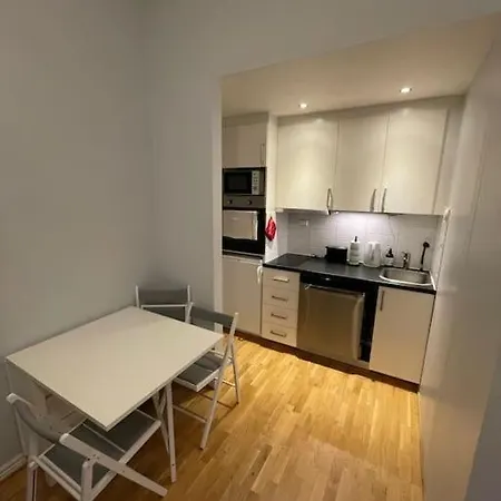 Daire Super Central, 2 Min From Station, 1-4pers